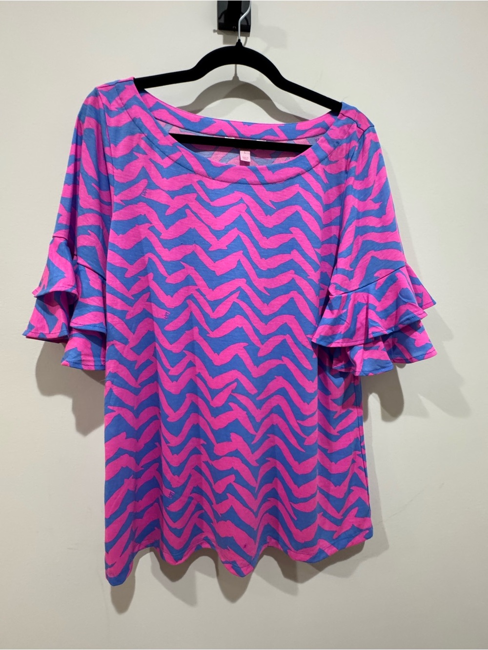 Lilly Pulitzer Pink & Blue Chevron Ruffle Sleeve Lula top Sz 10 NWOT